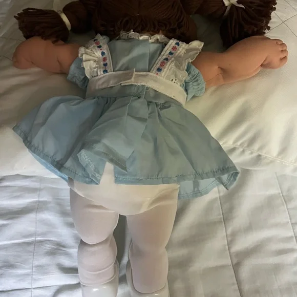 Dutch “World-Traveler” Cabbage Patch Kid - Picture 2 of 2